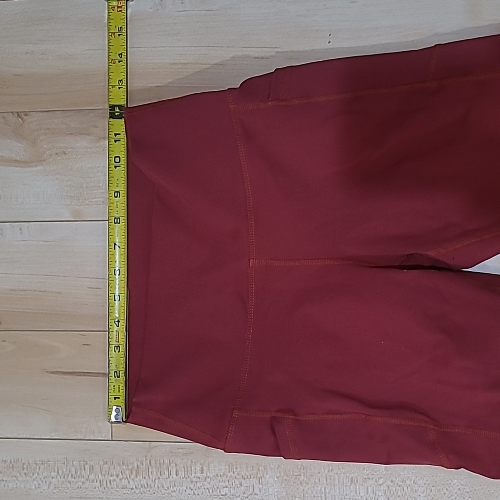 BuffBunny Size Medium Rust Coloured Capri Leggings - Picture 5 of 6